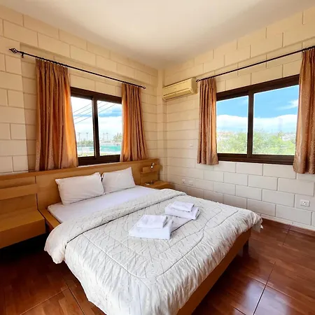 Pernera House Vakantiehuis *